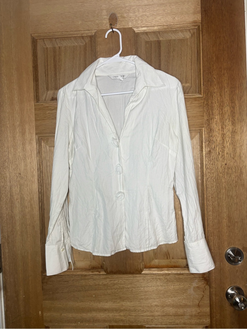 Casual Corner White Button-Front Women's Shirt size M